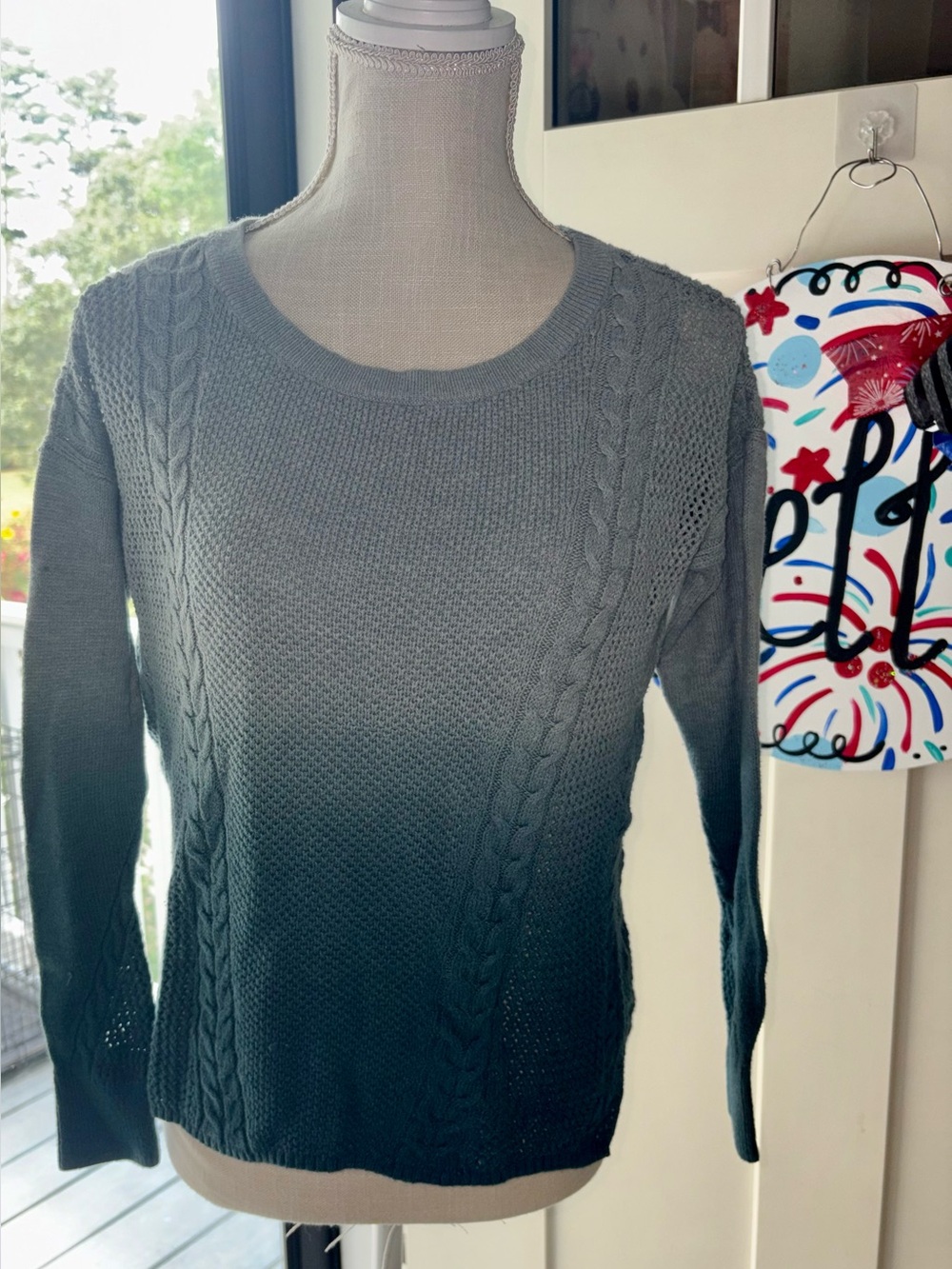 American Eagle Outfitters AE Women’s Cable Knit Sweater XS Green Blue Ombré Y2K